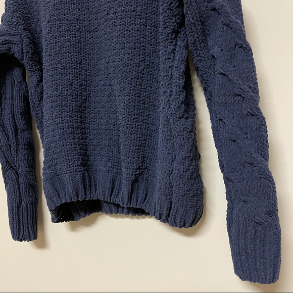 NWT Aero Navy Cable Knit Soft Sweater XS - Picture 6 of 9